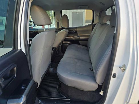 Used 2019 Toyota Tacoma SR5 image 16