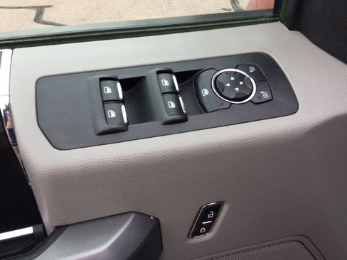 Used 2018 Ford F150 XLT w/ Equipment Group 301A Mid image 9