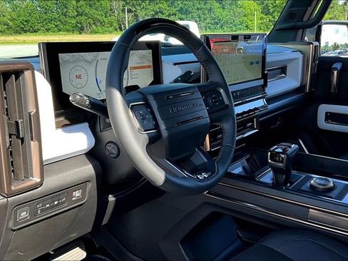 New 2025 GMC Hummer EV 3X AWD/4WD image 6