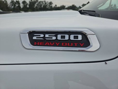 Used 2024 RAM 2500 Big Horn AWD/4WD image 15