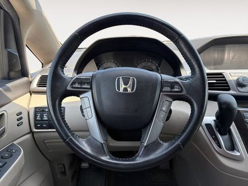 Used 2012 Honda Odyssey Touring image 12