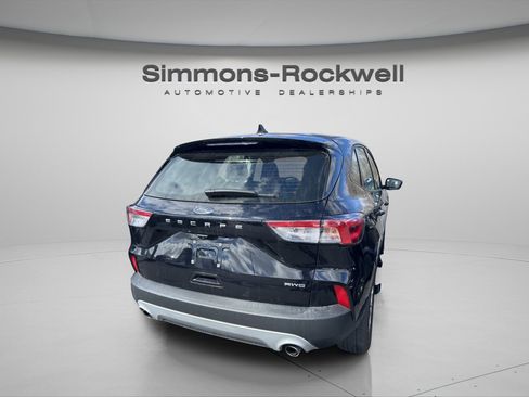 Used 2022 Ford Escape S image 6