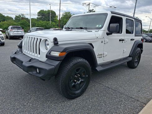 Used 2020 Jeep Wrangler Unlimited Sport AWD/4WD image 3