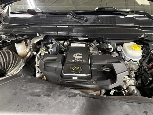 Used 2024 RAM 2500 Laramie AWD/4WD image 25