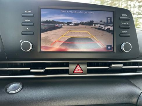 Certified 2023 Hyundai Elantra SEL w/ Cargo Package FWD image 18