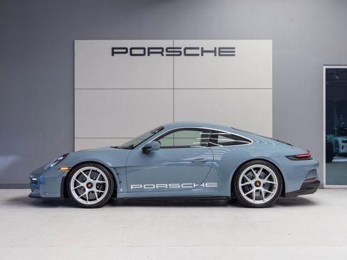 Certified 2024 Porsche 911 GT3 RS image 2