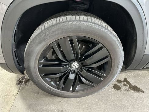 Used 2019 Volkswagen Atlas SEL Premium image 23