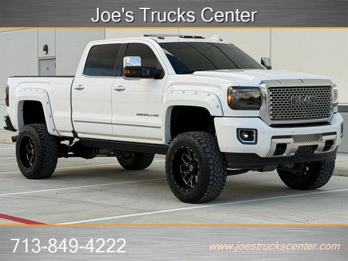 Used 2016 GMC Sierra 2500 Denali w/ Duramax Plus Package image 11