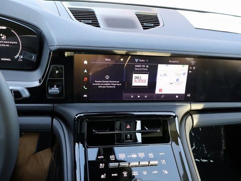 New 2026 Porsche Panamera image 22