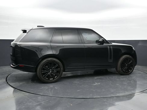 Used 2024 Land Rover Range Rover Autobiography AWD/4WD image 9
