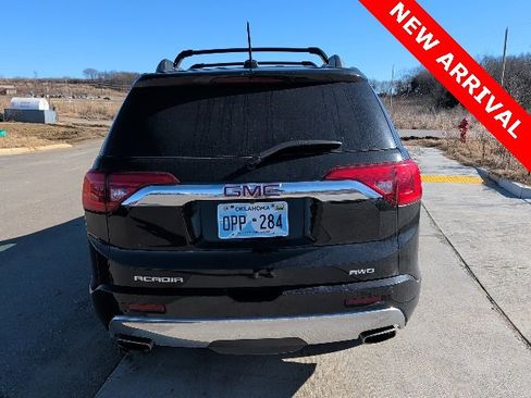 Used 2017 GMC Acadia Denali w/ Technology Package image 4