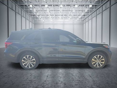 Used 2022 Ford Explorer ST AWD/4WD image 8