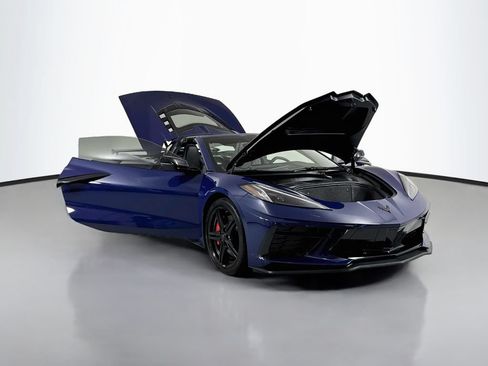Used 2026 Chevrolet Corvette Stingray Coupe w/ Z51 Performance Package RWD image 27
