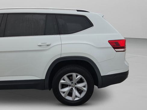 Used 2018 Volkswagen Atlas SE image 33
