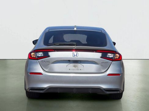 Used 2023 Honda Civic Sport image 5
