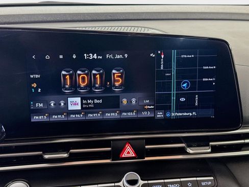 Certified 2023 Hyundai Elantra SEL w/ Convenience Package image 14