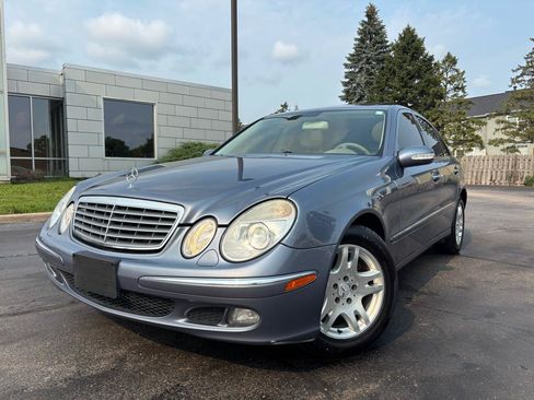 Used 2006 Mercedes-Benz E 350 4MATIC Sedan image 1