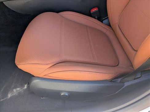 New 2026 Mercedes-Benz C 300 Sedan image 4