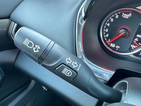 Used 2022 Chevrolet Traverse Premier w/ Redline Edition image 25