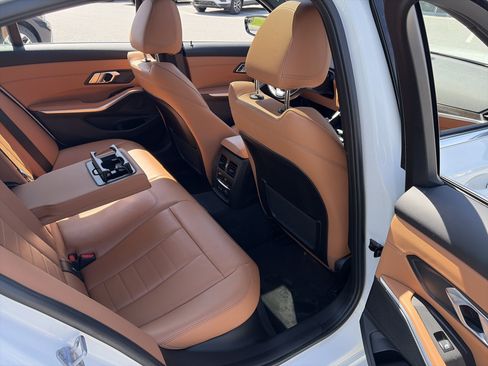 Used 2020 BMW 330i xDrive Sedan w/ Convenience Package image 34