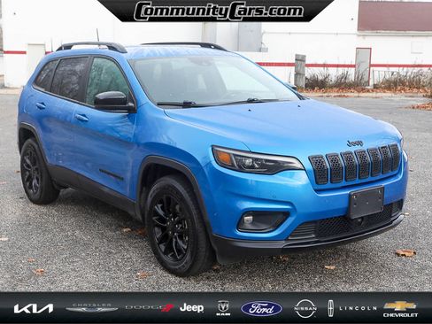 Used 2023 Jeep Cherokee Altitude Lux image 9