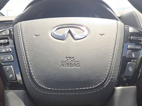 Used 2021 INFINITI QX80 Sensory w/ Cargo Package AWD/4WD image 17