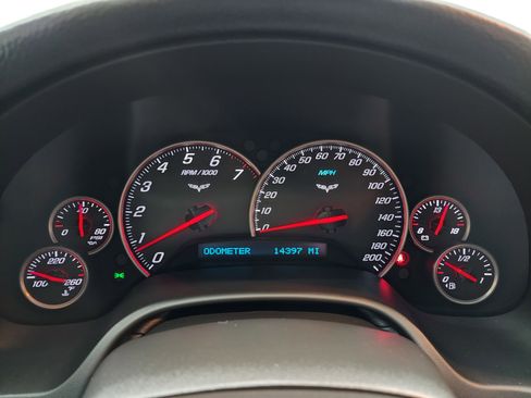 Used 2012 Chevrolet Corvette Grand Sport w/ 2LT Preferred Equipment Group image 9