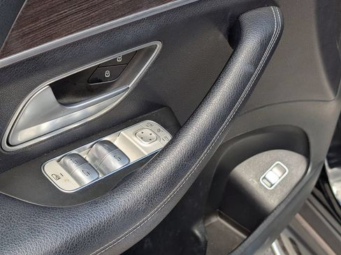 Used 2020 Mercedes-Benz GLE 350 4MATIC w/ Parking Assist Package image 17