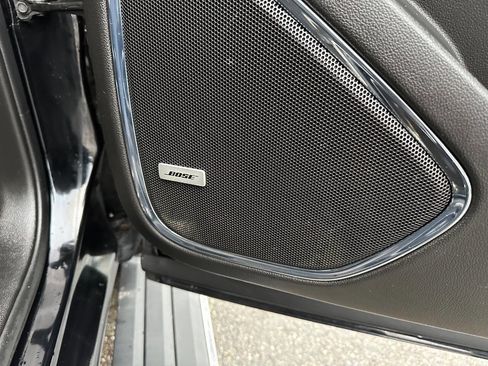 Used 2019 GMC Yukon Denali w/ Denali Ultimate Package image 23