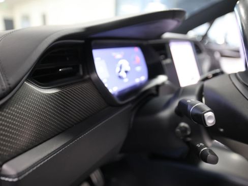 Used 2018 Tesla Model X P100D image 27