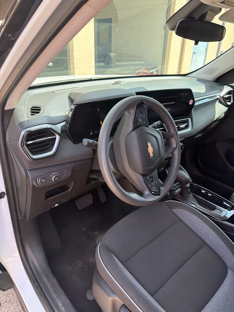 Used 2025 Chevrolet TrailBlazer LT FWD image 7