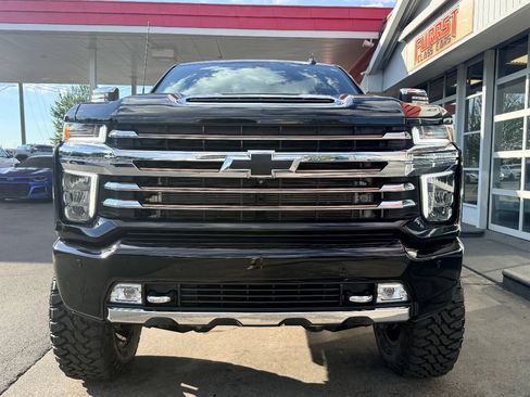 Used 2023 Chevrolet Silverado 2500 High Country w/ Z71 Off-Road Package AWD/4WD image 8