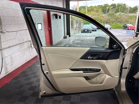 Used 2013 Honda Accord EX-L image 19