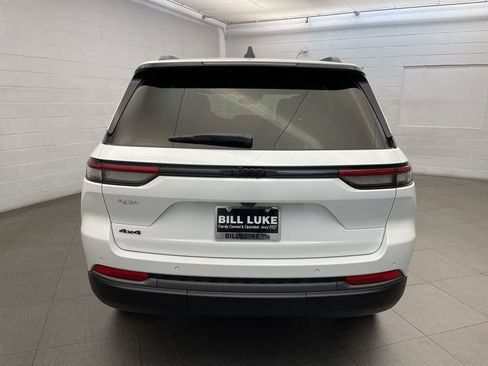 New 2026 Jeep Grand Cherokee Limited image 4