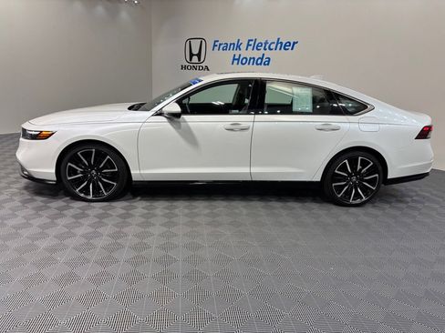 Certified 2025 Honda Accord Touring image 2