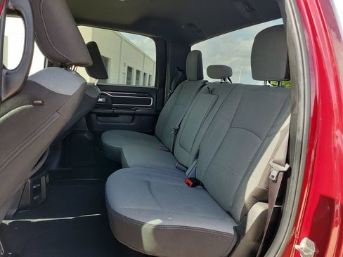 Used 2024 RAM 2500 Big Horn AWD/4WD image 12