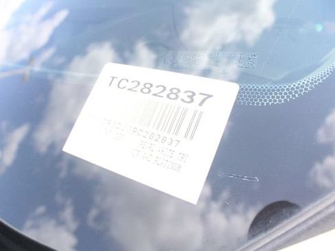 Used 2024 Nissan Pathfinder Platinum w/ Cargo Package AWD/4WD image 38
