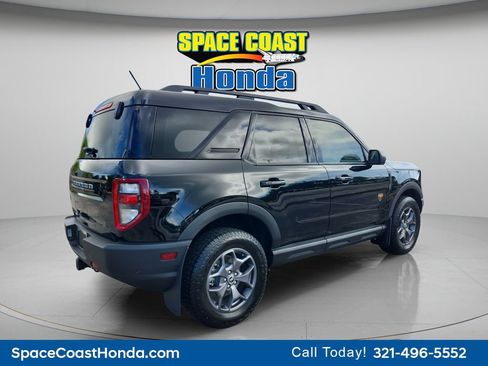Used 2024 Ford Bronco Sport Badlands w/ Premium Package AWD/4WD image 3