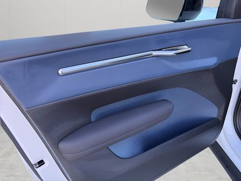 New 2026 Volvo EX30 Plus image 15