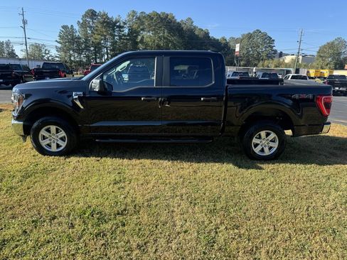 Used 2023 Ford F150 XLT image 2