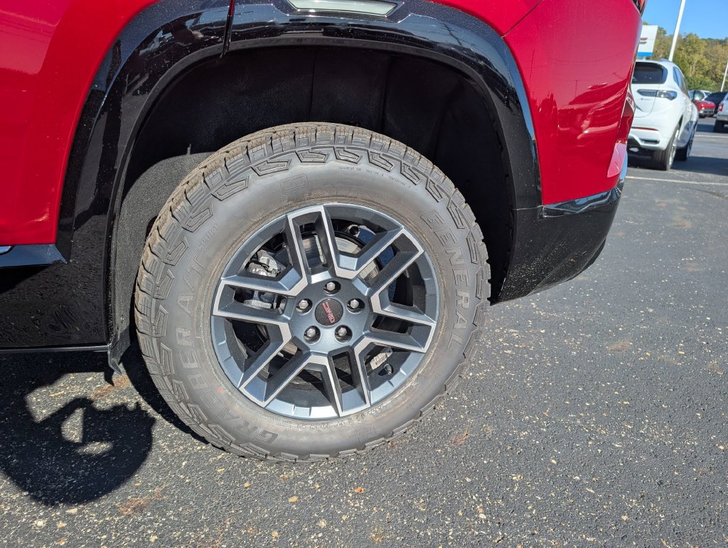 New 2027 GMC Terrain AT4 w/ Convenience Package III AWD/4WD image 22