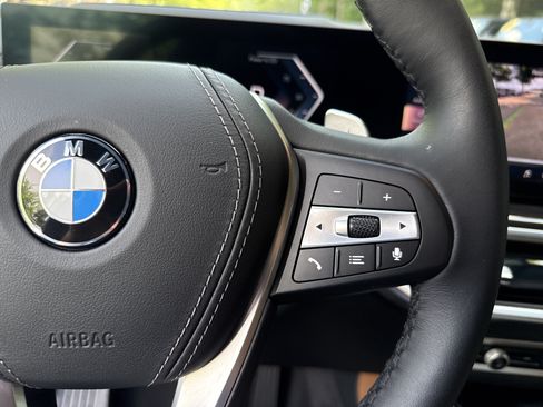 Used 2025 BMW X5 xDrive40i w/ Premium Package AWD/4WD image 25