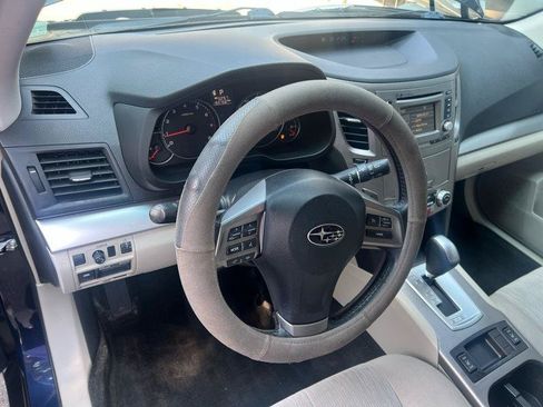 Used 2014 Subaru Outback 2.5i Premium AWD/4WD image 11