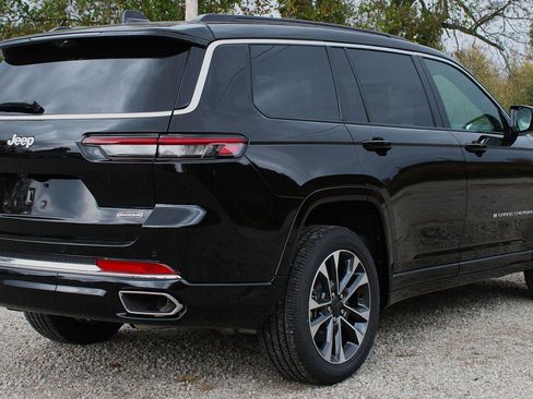 New 2025 Jeep Grand Cherokee L Overland image 5