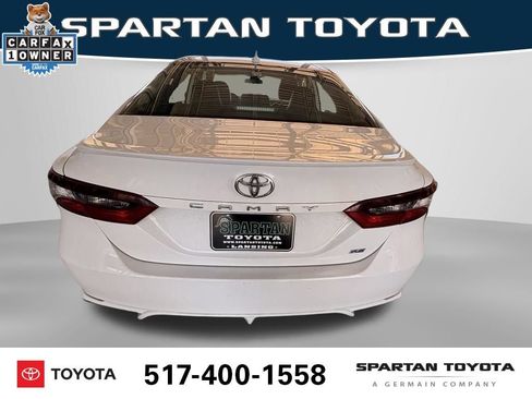 Used 2024 Toyota Camry SE FWD image 4