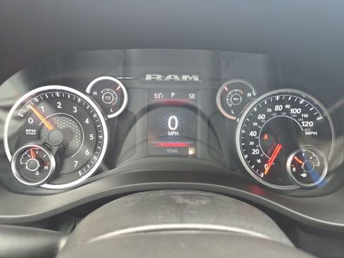 New 2026 RAM 1500 4x4 Crew Cab image 12