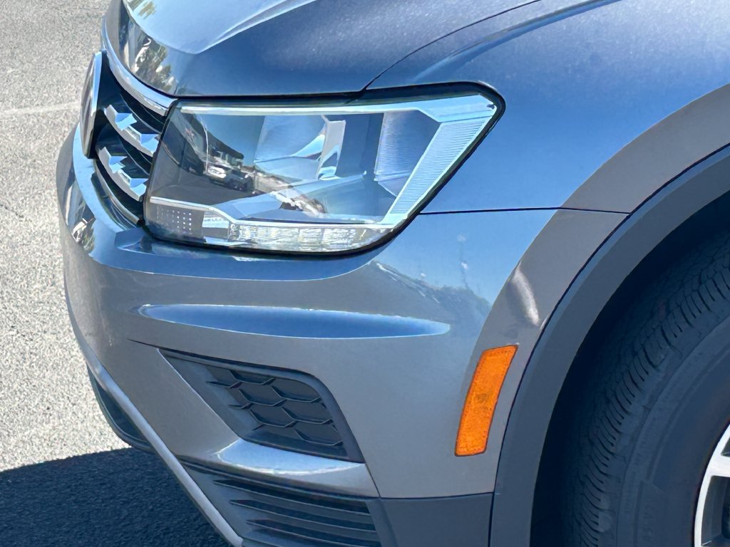 Used 2020 Volkswagen Tiguan SE AWD/4WD image 11