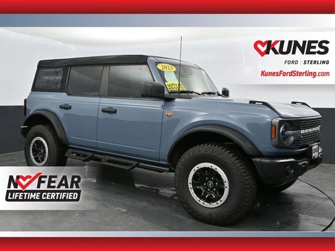 Used 2023 Ford Bronco Badlands w/ Sasquatch Package AWD/4WD image 1