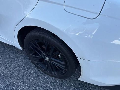 Used 2025 Toyota Camry SE w/ Convenience Package image 13