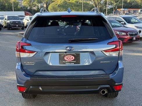 Certified 2022 Subaru Forester Limited image 7